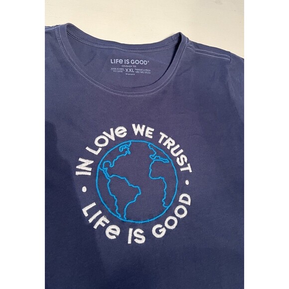 Life Is Good Women's 2XL Crusher Tee Blue In Love‎ We Trust Embroidered T-Shirt - Picture 2 of 4